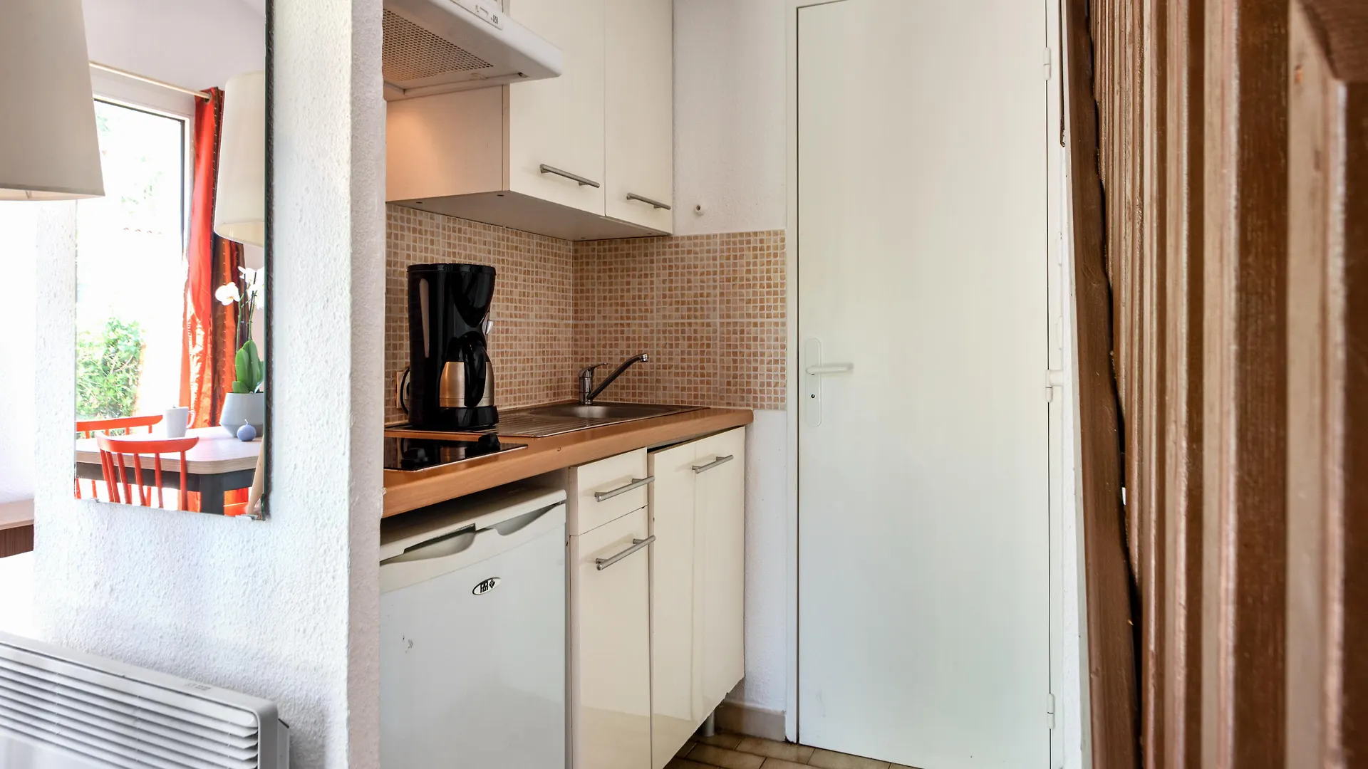*** Szálloda Comfort Aparthotel Mandelieu La Napoule Village Franciaország