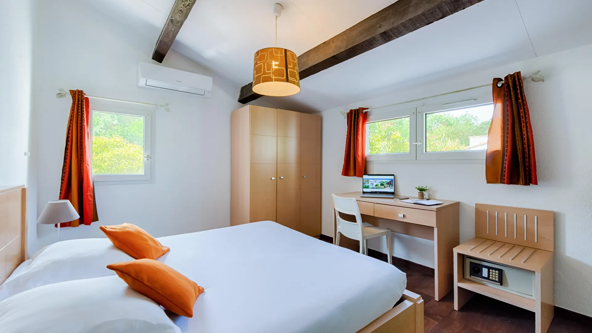 Comfort Aparthotel Mandelieu La Napoule Village ホテル