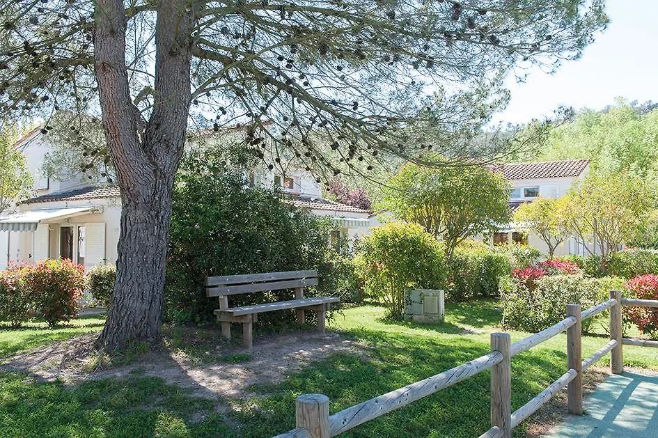 Comfort Aparthotel Mandelieu La Napoule Village 3*, Mandelieu-la-Napoule France