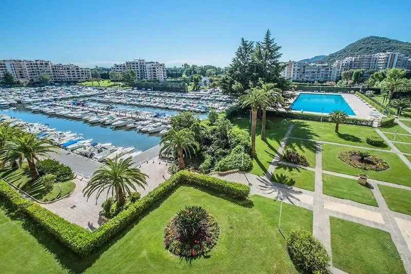 Comfort Aparthotel Mandelieu La Napoule Village フランス