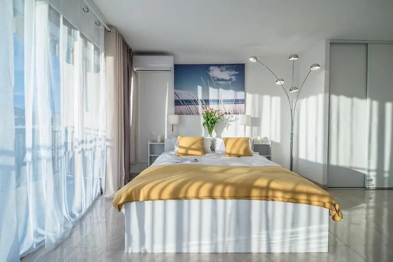 ホテル Comfort Aparthotel Mandelieu La Napoule Village