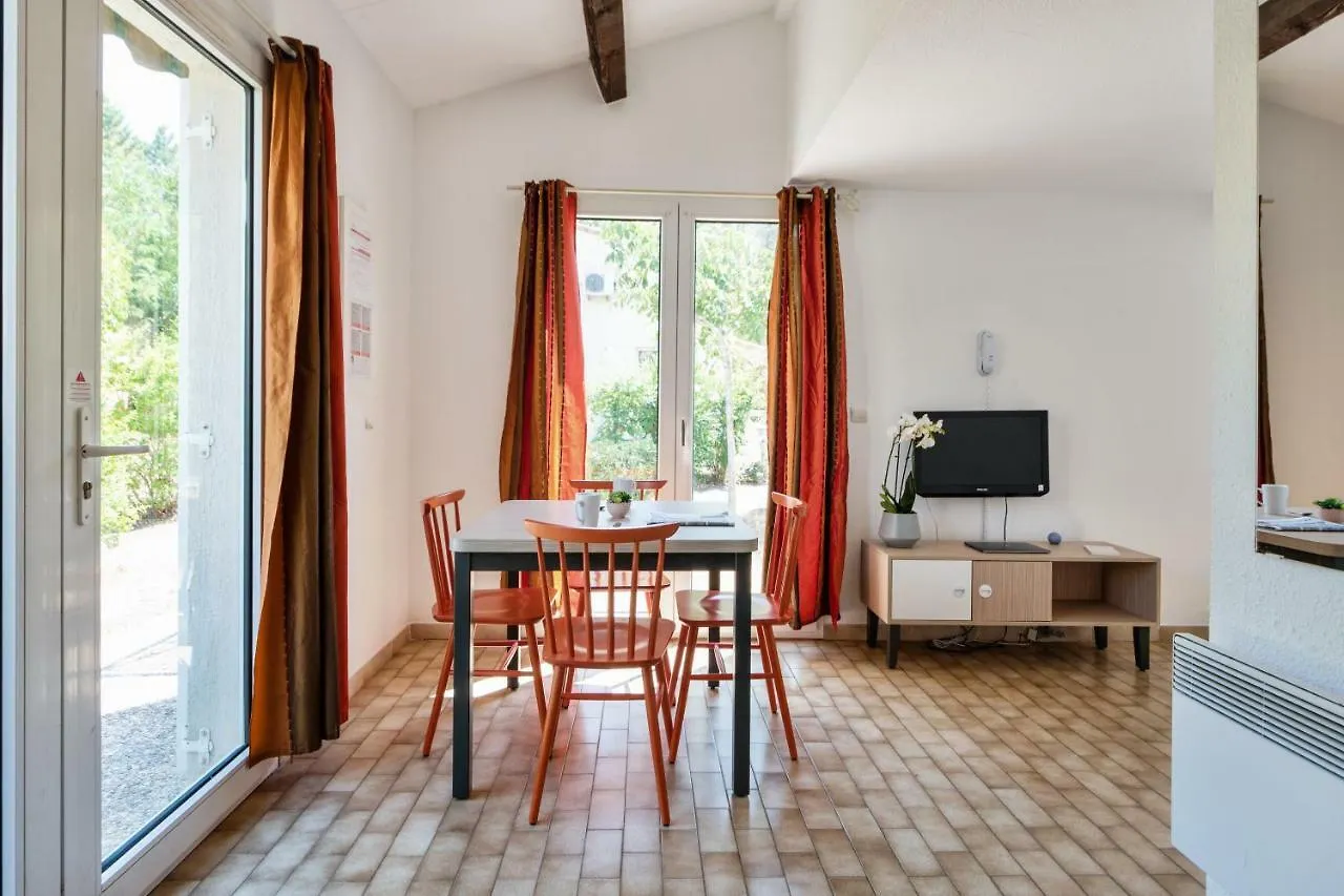 Comfort Aparthotel Mandelieu La Napoule Village Szálloda