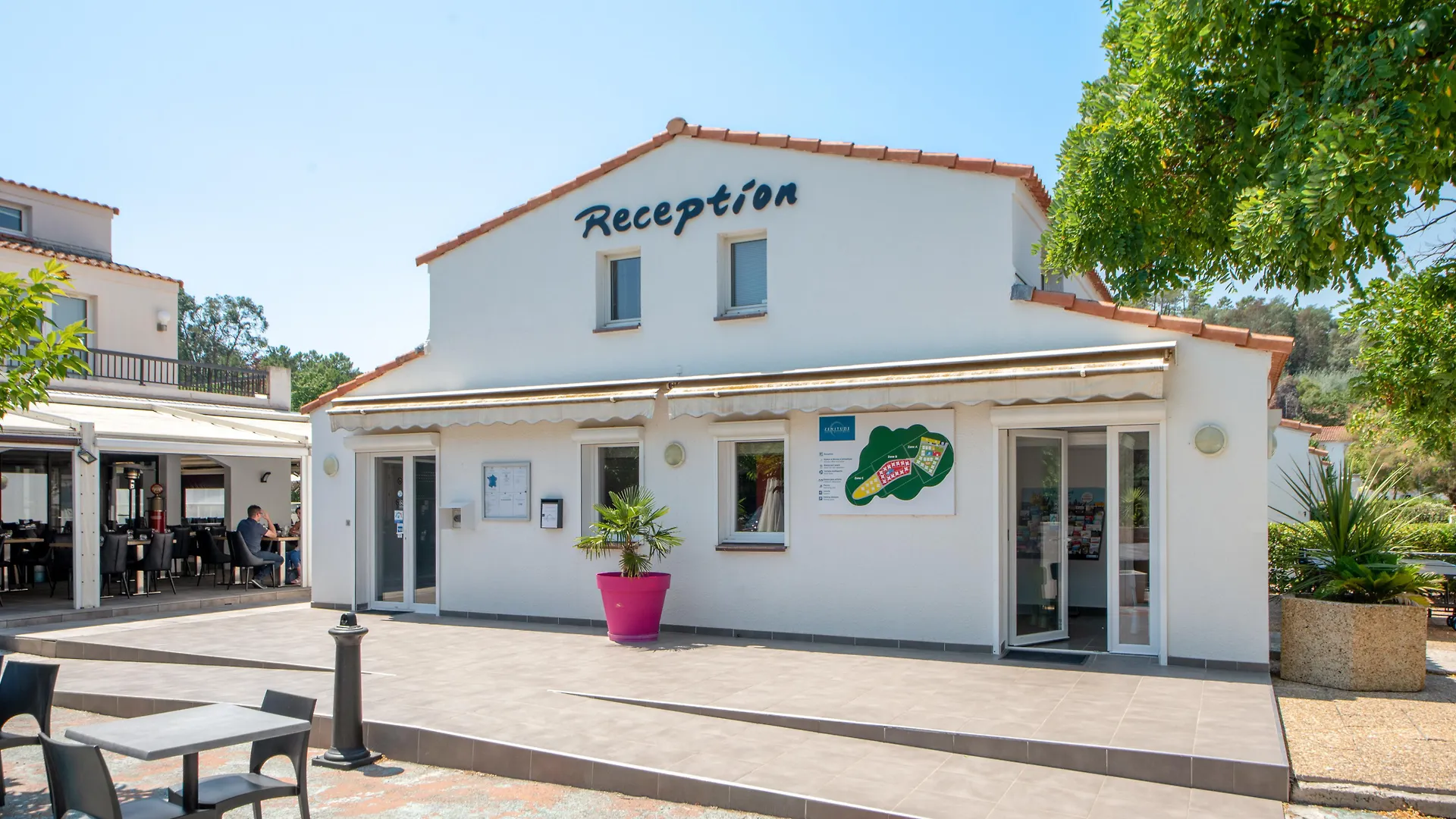 Hotel Comfort Aparthotel Mandelieu La Napoule Village